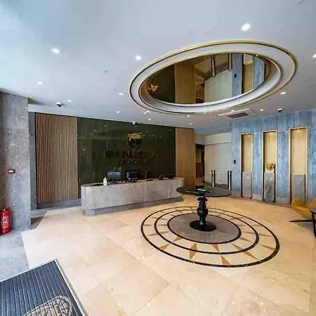 Apartment Luxury - Pool, Parking & Gym In Beyoglu *
