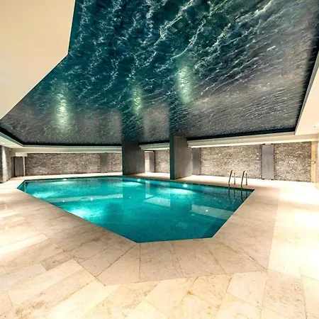 Luxury - Pool, Parking & Gym In Beyoglu * Istanbul